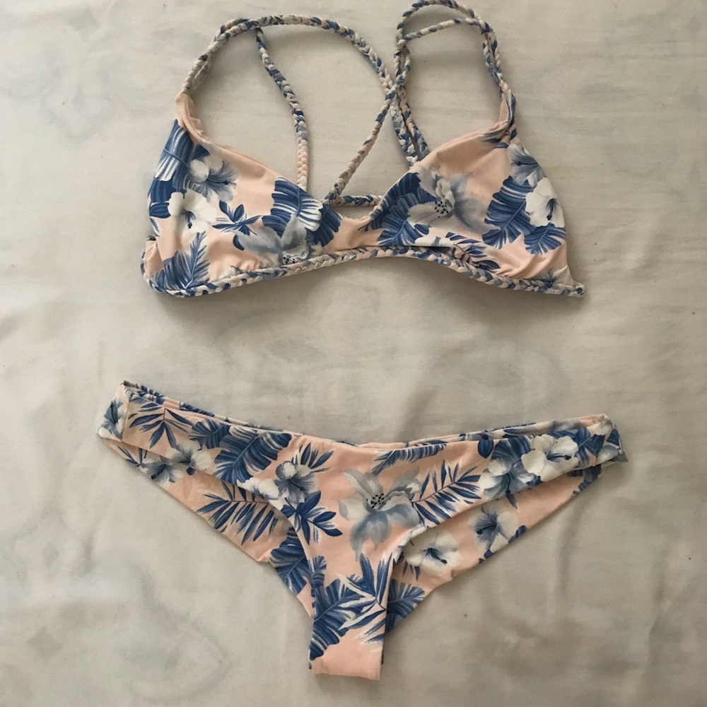 Frankie’s Bikini Set, Hawaiian Blush